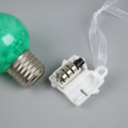 Ёлочный шар Зимний узор зелёный, d=5 см, 1 LED, от батареек AG13x3, свечение тёплое белое - Luazon lighting фото 3