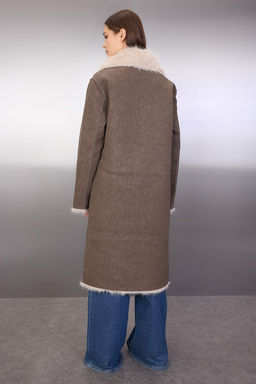 Vizon-Ekru Cift Tarafl? Kurklu Mono Kapama Oversize Uzun Suet Kaban TWOAW26KB00003 - Trendyolmilla фото 7