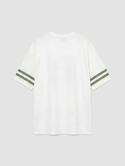 Kolu ?eritli Bask?l? K?z ?ocuk Ti??rt