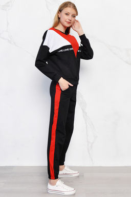 Арт. 2307 Костюм с брюками женский 46-52 (4 шт) Цвет:верх-черный, белый, малина, низ-черный, малина - Калинка фото 24