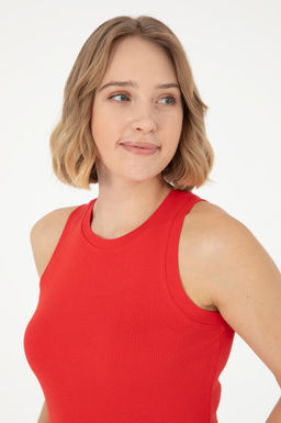 Женская красная базовая футболка Неожиданная скидка в корзине - U.s. polo assn фото 2