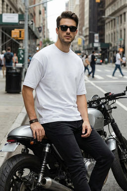 TRENDYOL MAN Siyah Basic Bisiklet Yaka Oversize/Genis Kesim K?sa Kollu T-Shirt TMNSS22TS0317 - Trendyolmilla фото 35