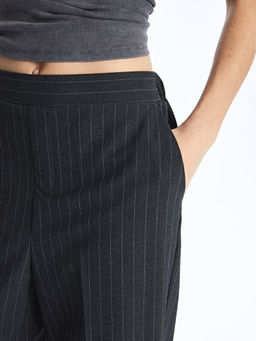 Beli Lastikli Rahat Kal?p ?izgili Kad?n Pantolon