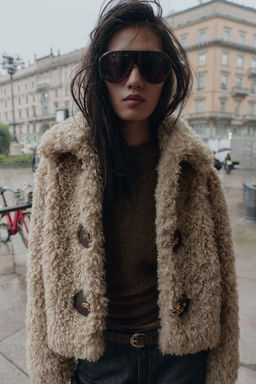 FAUX FUR JACKET WITH TOGGLES - Zara фото 2