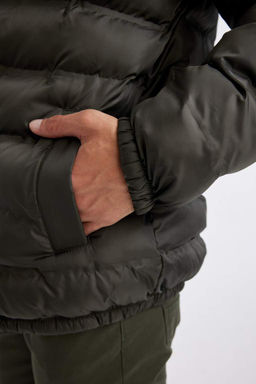 Облегающее водоотталкивающее пальто с капюшоном - Defacto фото 6