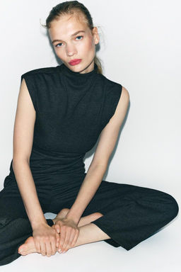 SOFT INTERLOCK TOP WITH DRAPED SIDE DETAIL - Zara фото 3