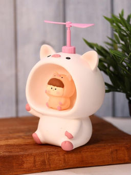 Kопилка - ночник Baby pig fan, white (13,5 см), пластик