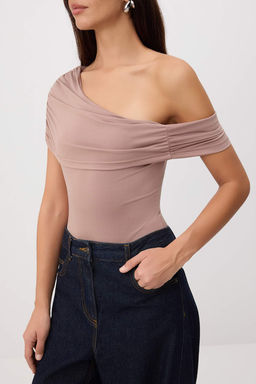Vizon Fitted/Vucuda Oturan Carmen Yaka K?sa Kollu Buzgulu Esnek Orme Bluz TWOSS26BD00031 - Trendyolmilla фото 3
