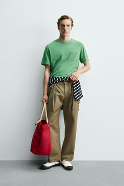 CAMISETA BOLSILLO AARON LEVINE X ZARA / Verde