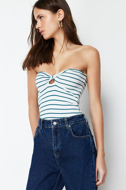 Yesil Cizgili Straplez Fitted/Vucuda Oturan Esnek Orme Bluz TWOSS24BZ00413 - Trendyolmilla фото 2