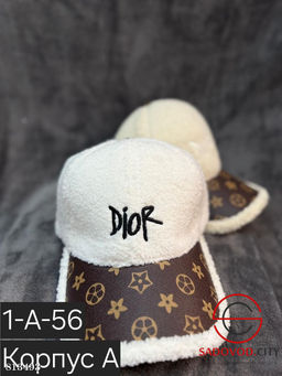 Зимняя женская кепка с вышивкой - Bruno фото 4