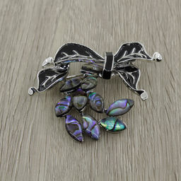 Брошь "Листочки с жемчужинами" гелиотис