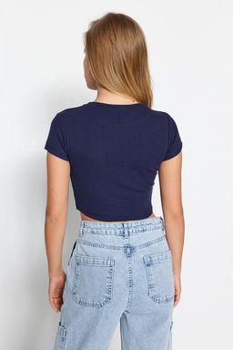 Trendyolmilla Lacivert Cizgili-K?rm?z? Duz 2li Paket Fitted/Vucuda Oturan Crop Fitilli Orme Bluz TWOSS23BZ00388  фото 15