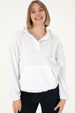 Kad_n Beyaz Kap__onlu Sweatshirt