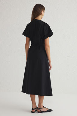 TRENDYOLMILLA Siyah Belden Ac?lan Midi Dokuma Gomlek Elbise TWOSS24EL00052  фото 5