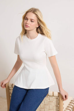 Ekru Peplum K?sa Kollu %100 Pamuk Orme Bluz TWOSS26BZ00028