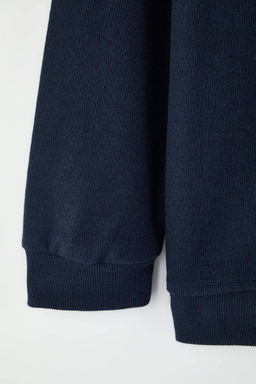 Lacivert Yeni Oversize/Genis Yumusak Dokulu Kolej Sardonsuz Buyuk Beden Sweatshirt TMNAW26AO00007 - Trendyolmilla фото 3