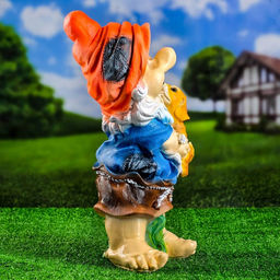 Садовая фигура из полистоуна «Гном с собачкой», 46×22×23 см