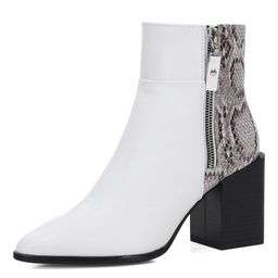 Ботинки женские