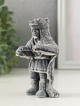 Сувенир "Шаман в шкуре медведя" 11 см