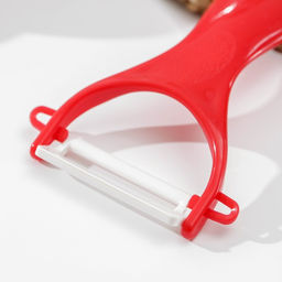 Цена за 2 шт. Овощечистка керамическая Доляна Солнечная, 13 см, красная  фото 2