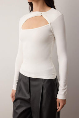 K?rm?z? Cut Out Detayl? Vucuda Oturan Yumusak Tuseli Esnek Orme Bluz TWOAW26BZ00126 - Trendyolmilla фото 13