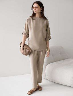 Свободная блузка с вырезом лодочка из плотного лиоцелла - Vilatte фото 5