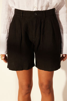 Siyah %100 Keten Pileli Yuksek Bel Sort TWOSS24SR00093