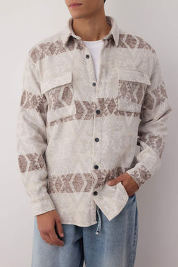 TRENDYOL MAN Ekru Unisex Regular Fit Cift Cep Kapakl? Etnik K?sl?k Oduncu Ceket Gomlek TMNAW23GO00119 - Trendyolmilla фото 3