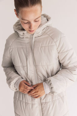 MAMA Abrigo puffy de porteo Before & After - H&m фото 4