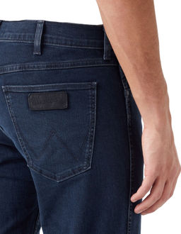 Джинсы мужские