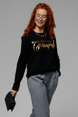 8513 Футболка с длинным рукавом женская