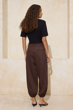 Koyu Kahverengi Poliviskon Dokuma Salvar Pantolon TWOSS26PL00039 - Trendyolmilla фото 4