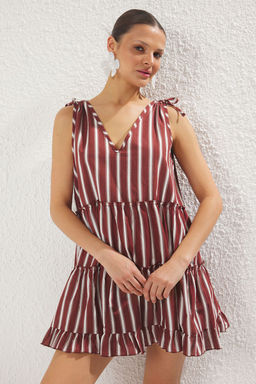 TRENDYOLMILLA Sar? Genis Kal?p Dokuma %100 Pamuk F?rf?rl? Mini Plaj Elbisesi TBESS21EL1247  фото 16