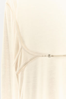LYOCELL T-SHIRT WITH BACK DETAIL - Zara фото 6