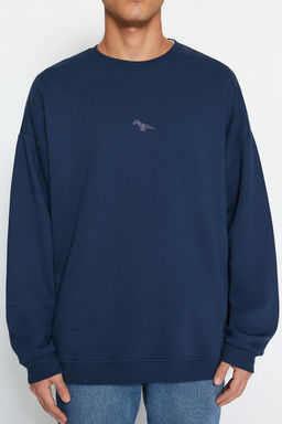 TRENDYOL MAN Gri Bisiklet Yaka Oversize/Genis Kesim Ici Polar/S?cak Tutan Dinozor Nak?s Sweatshirt TMNAW24SW00064 - Trendyolmilla фото 9
