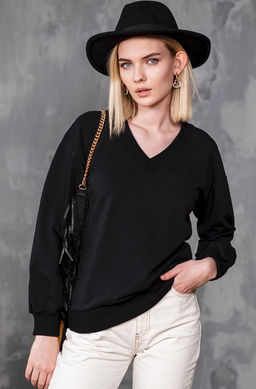 Свитшот с V-образным вырезом 93.4