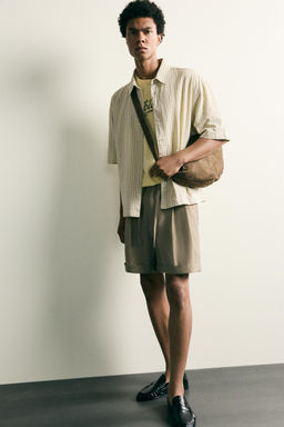 BERMUDA FLUIDA RELAXED FIT PLIEGUES / Beige - Zara фото 5
