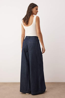Koyu Mavi Yuksek Bel Pileli Ekstra Wide Leg Jeans TWOAW26JE00238 - Trendyolmilla фото 4