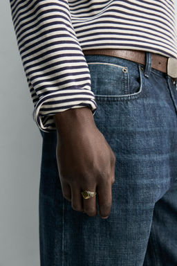 ANILLO SELLO GRABADOS / Oro