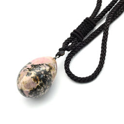 Подвеска из родонита капля 20*30мм