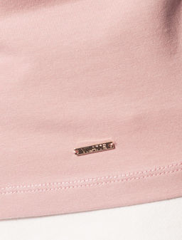 Футболка из премиального хлопка со спущенным плечом - Vilatte фото 3