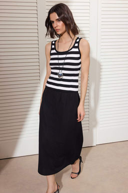 Siyah Maxi Triko Dokuma Etekli Elbise TWOSS26EL00175