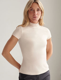 D49.104 Футболка женская овсяный