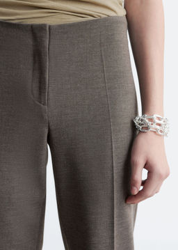 Pantalones con pliegues marcados entallados - H&m фото 8