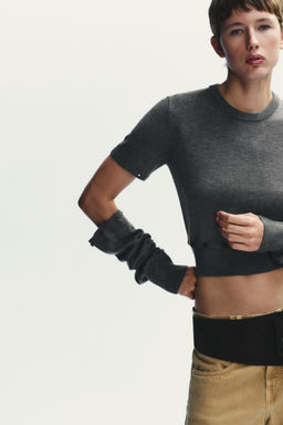 KNITTED SWEATER WITH DETACHABLE BUTTONS - Zara фото 4