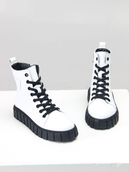 Ботинки 214.1918bl. white/Шерсть