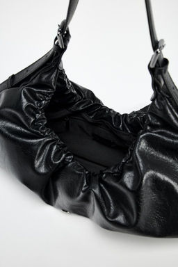 MAXI BUCKET BAG WITH GATHERED DETAIL AND BUCKLE - Zara фото 6