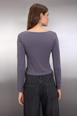 Antrasit V Yaka Fitted/Vucuda Oturan Kruvaze Baglama Detayl? Orme Bluz TWOAW26BZ00167 - Trendyolmilla фото 4