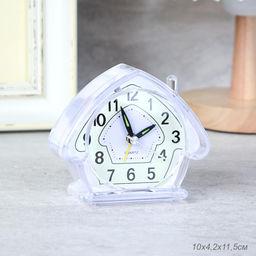 Будильник 10x12 см Домик / 905 /уп 120/ плавный ход